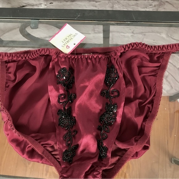 NWT VINTAGE SILK Beading and Sequins String Bikini‎ Victoria’s Secret Burgundy - Picture 5 of 7